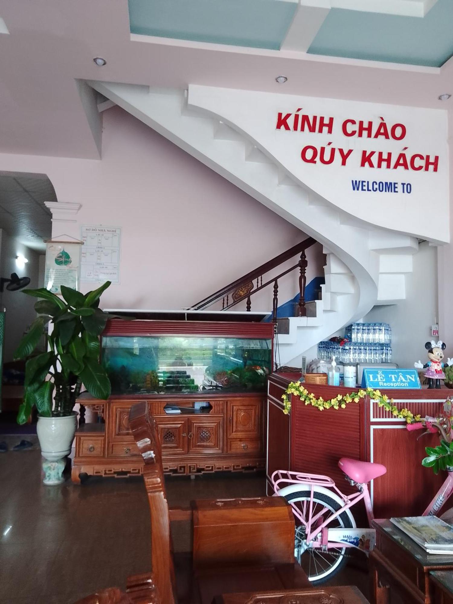 Nha Nghi Hang Nga Dong Hoi Exteriör bild