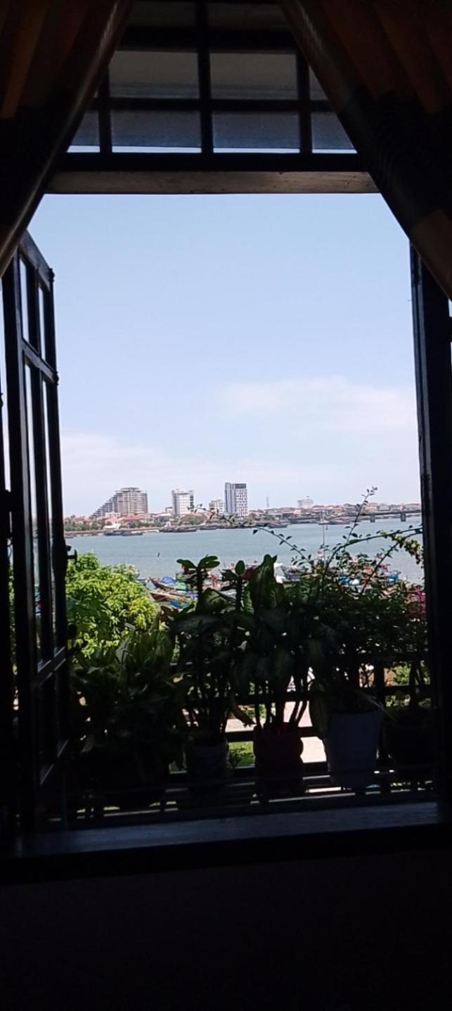 Nha Nghi Hang Nga Dong Hoi Exteriör bild