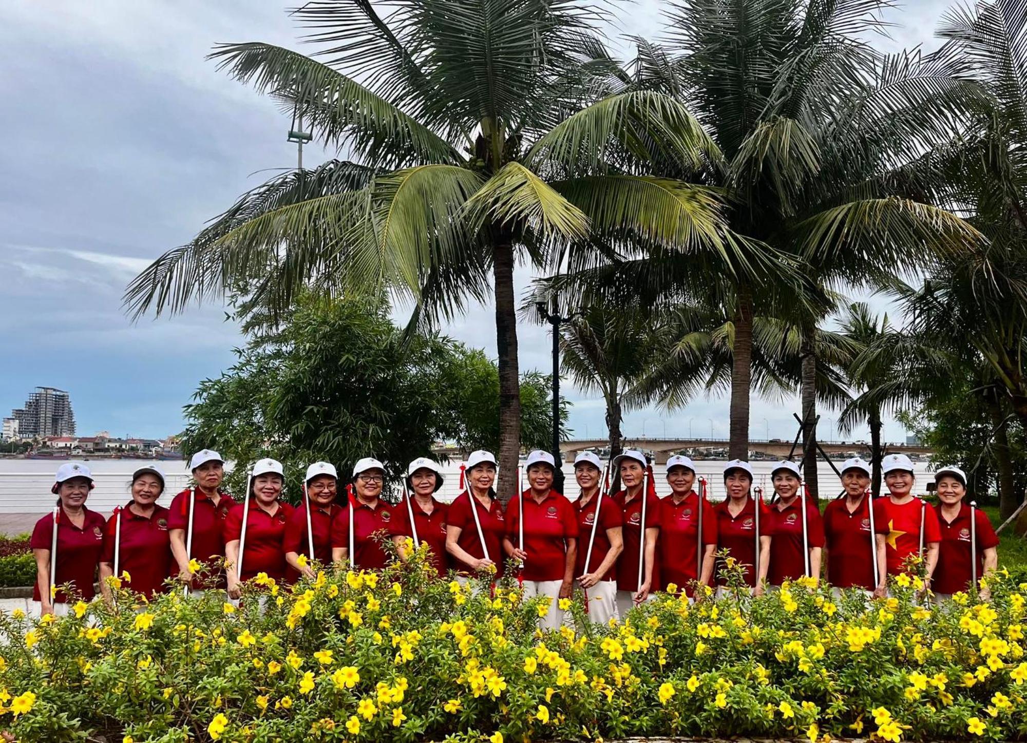 Nha Nghi Hang Nga Dong Hoi Exteriör bild