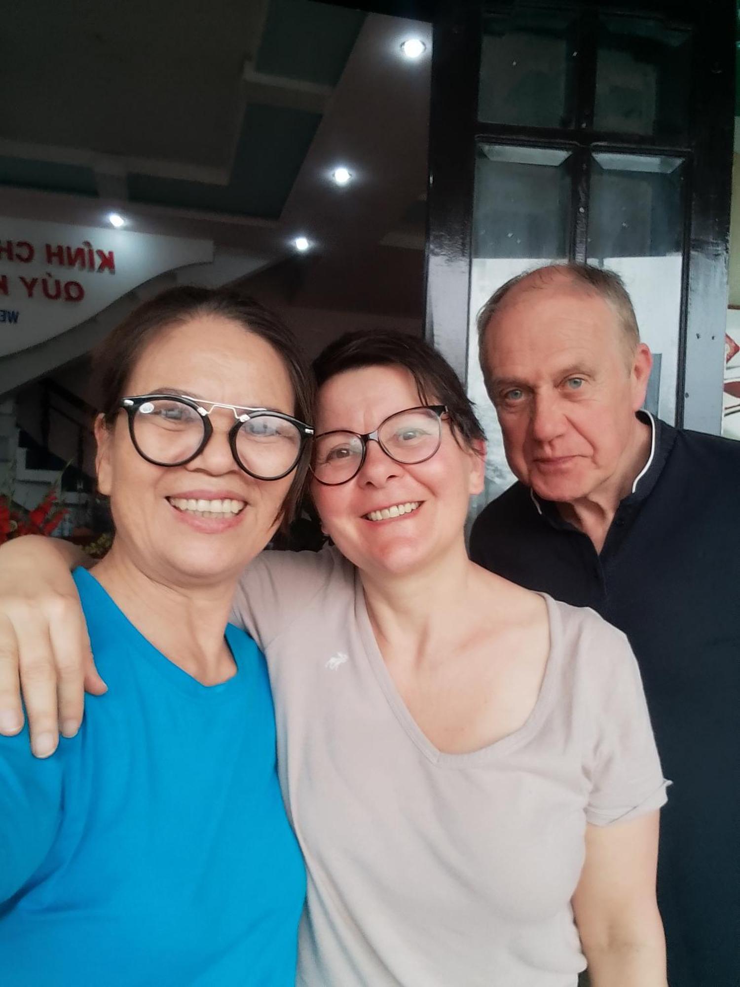 Nha Nghi Hang Nga Dong Hoi Exteriör bild