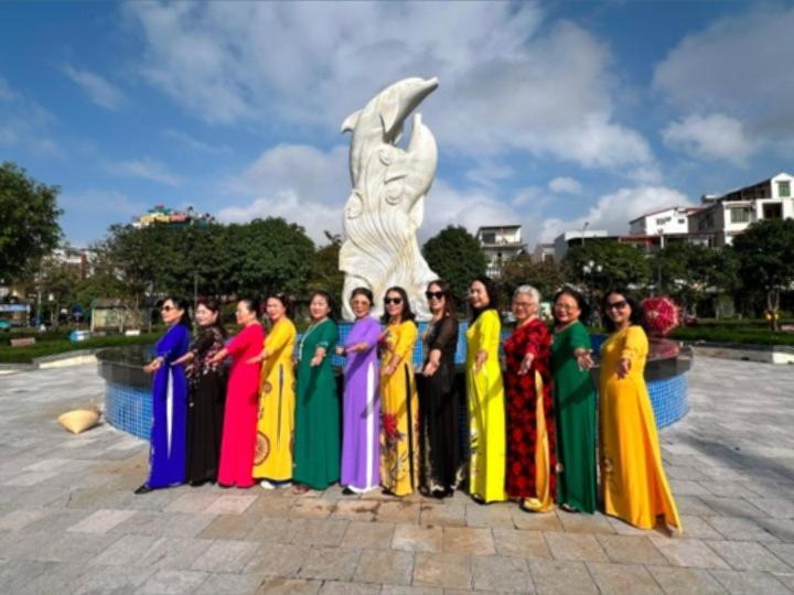 Nha Nghi Hang Nga Dong Hoi Exteriör bild